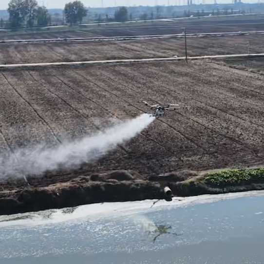 TopXGun A80 Agricultural Drone TopXGun A80 Agricultural Drone Weed Control